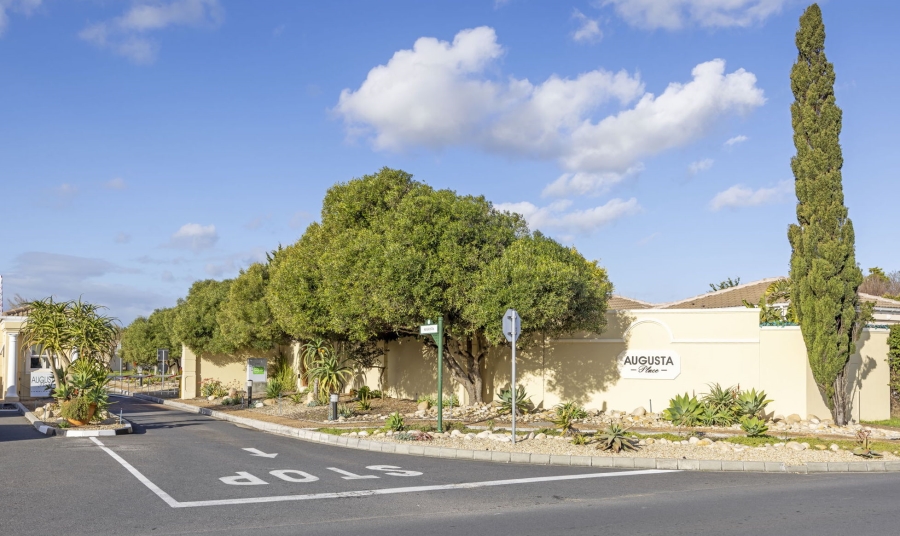 3 Bedroom Property for Sale in Sunningdale Western Cape